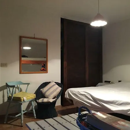 Διαμέρισμα Lovely House In